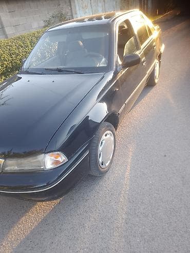 Daewoo Nexia: 2007 г., 1.5 л, Механика, Бензин, Седан