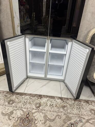 холодильники витриные: Холодильник CHiQ, четырехдверный (French Door), черное стекло - — 3