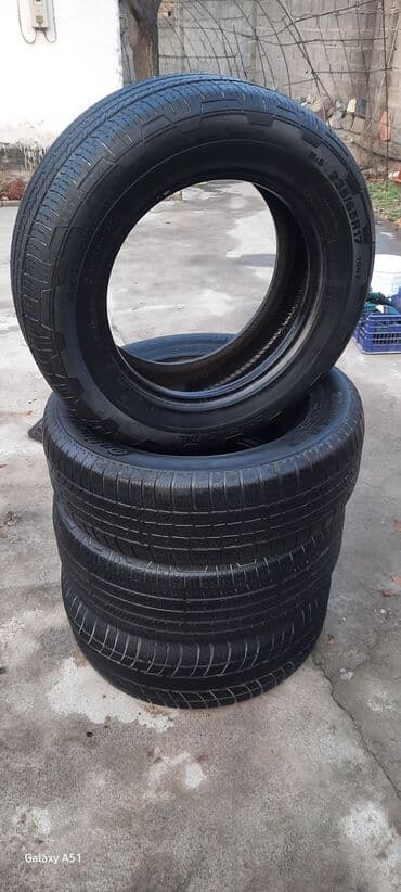 шины для фуры цена: Шины 235 / 65 / R 17, Зима, Б/у, Внедорожные (АТ/МТ), США, Continental — 9