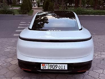 не крашен: Zeekr 007: | 2024 г. Седан — 3
