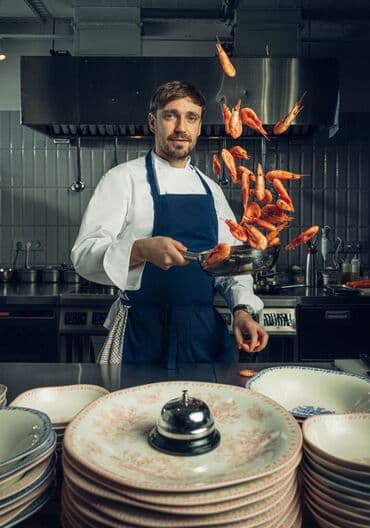 работа официантом в кара балте: Требуется Повар : Универсал, Европейская кухня, 3-5 лет опыта — 1