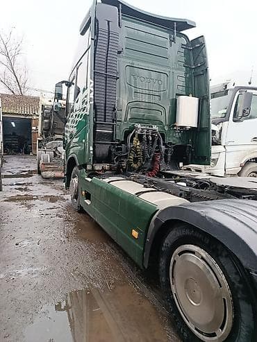 subaru sti: Тягач, Volvo, 2015 г., Без прицепа — 9