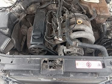 air box: Audi A4: 1997 г., 1.6 л, Автомат, Бензин, Седан — 5