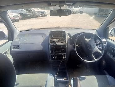 x elite: Toyota Ipsum: 2000 г., 2 л, Автомат, Бензин, Минивэн — 6
