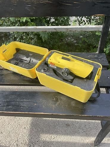 Оптический нивелир Leica NA332 с кейсом - Профессиональный — 1