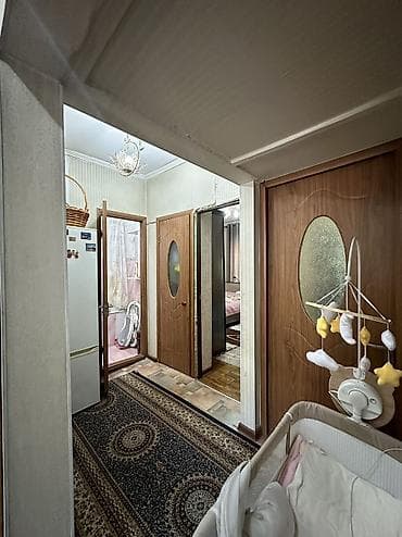 трёхкомнатные квартиры: 3 комнаты, 62 м², Военный городок 105 серия, 1 этаж, Косметический ремонт — 7