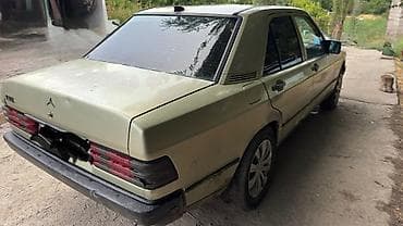 Mercedes-Benz 190: 1985 г., 0.2 л, Механика, Бензин, Седан — 3