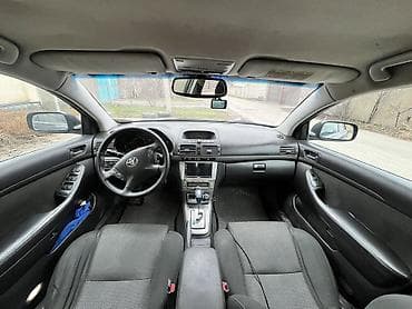 lada 4x4: Toyota Avensis: 2004 г., 2 л, Типтроник, Бензин, Хэтчбэк — 4