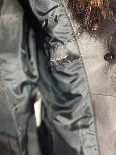 детские шапки с помпонами из натурального меха: Шубы из меха енота и бобра наряду с соболем, лисой и куницей — 6