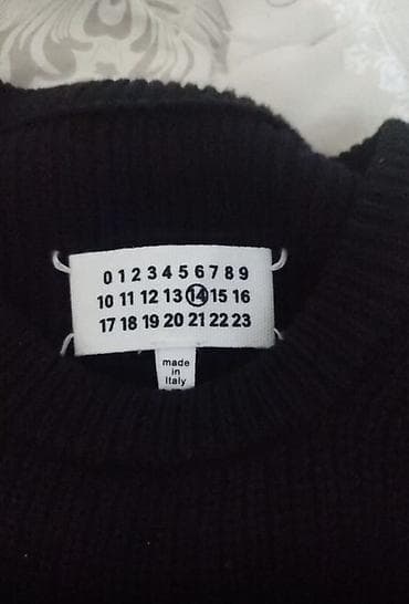 Черный шерстяной свитер Maison Margiela (линейка 14), произведен в