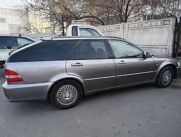 Honda Orthia: 2000 г., 2.3 л, Автомат, Бензин, Универсал — 1