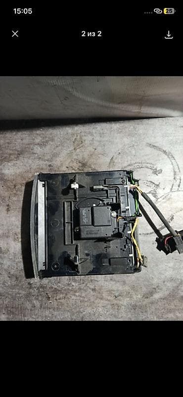 hazard: Блок кнопок центральной консоли Mercedes-Benz E‑Class W211 (передний) — 1