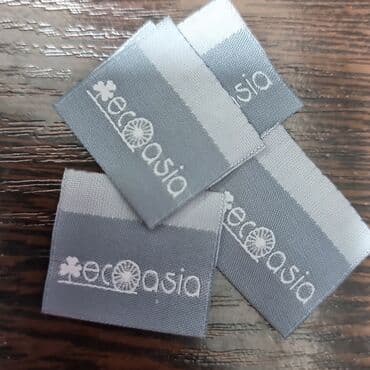 изготовление наклеек: Заказ лейблов на одежду Изготовление бирки на одежду Дизайн этикетки — 8