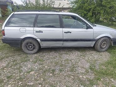pes 2013: Volkswagen Passat Variant: 1991 г., Механика, Универсал — 6