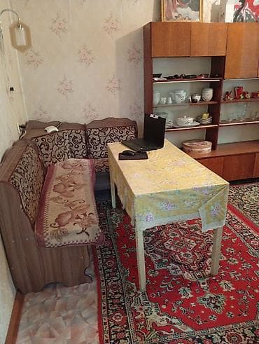 квартира ново покровке: 2 комнаты, 69 м², Сталинка, 1 этаж, Старый ремонт — 7