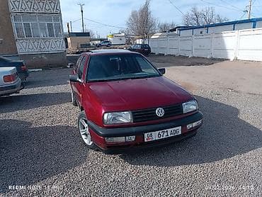 Volkswagen Vento: 1992 г., 1.8 л, Механика, Бензин, Седан
