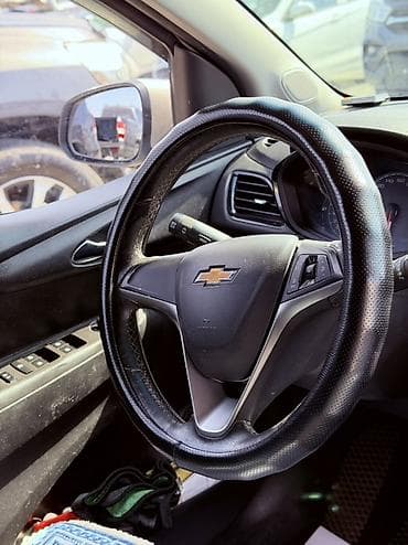 geely mongaro: Chevrolet Spark: 2016 г., 1 л, Автомат, Бензин, Хэтчбэк — 5