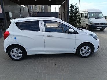 1: Chevrolet Spark: 2018 г., 1 л, Вариатор, Бензин, Хэтчбэк — 3