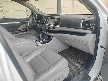 Toyota Highlander: 2018 г., 3.5 л, Автомат, Бензин, Кроссовер — 7