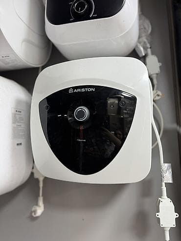 element 5: Накопительный водонагреватель Объем бака: 15 л, Ariston, Электрический, Регулятор температуры, Стеклоэмаль — 1