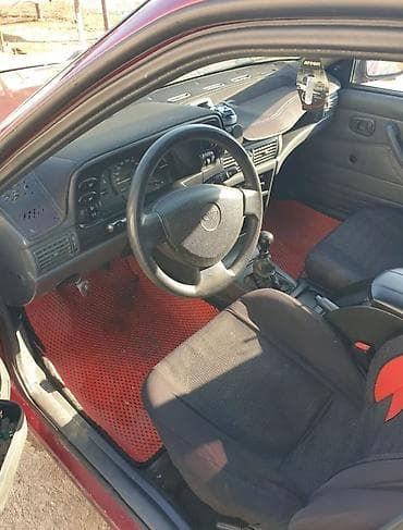 Унаа: Daewoo Nexia: 2001 г., 1.6 л, Кол менен иштөөчү, Бензин, Седан — 6