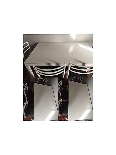 coffee table: Кухонный стол и стул, Б/у, цвет - Белый — 3