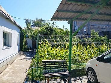 продаю фермы: Дом с приусадебным участком и виноградником. - Один этаж + высокий — 4