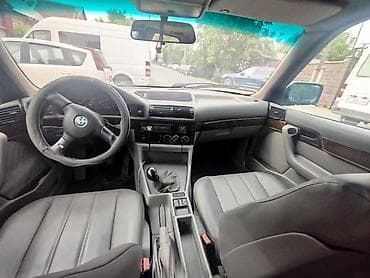 bmb e36: BMW 5 series: 1990 г., Механика, Седан — 3