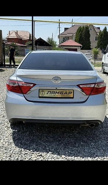 vin code: Toyota Camry: 2016 г., Бензин, Седан — 5