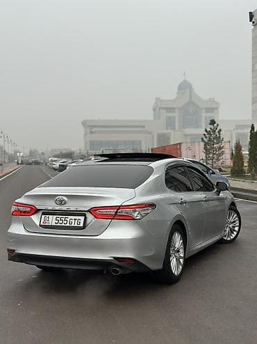 Toyota: Toyota Camry: 2019 г., 2.5 л, Автомат, Бензин, Седан — 4