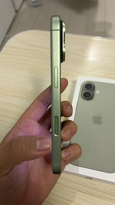 м 2: IPhone 17, 256 ГБ, Зеленый, Коробка, 100 % — 5