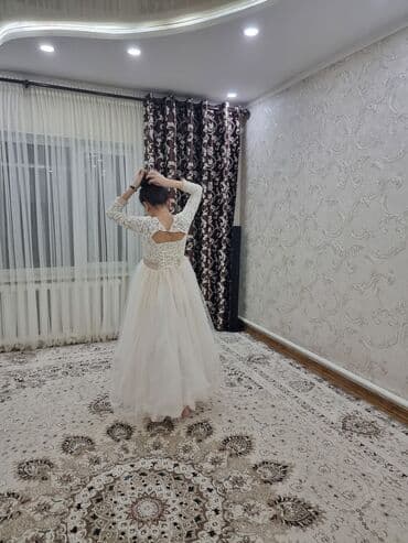 красивые платья для детей 12 13 лет купить: Детское платье, Б/у — 3