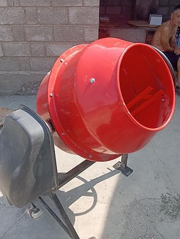 Строительное оборудование: Бетономешалка Мобильная, Средняя (150 - 300 л), Новый — 3