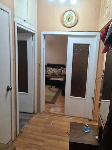 Недвижимость: 3 комнаты, 7 мкр Собственник, Парам без детей, от 3 месяцев — 3