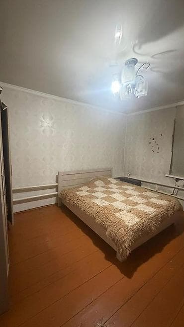 Дома: Продаю пол дома район Исанова -Ленинградская 3 комнаты кухня удобства — 8
