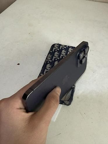 full construction: IPhone 14 Pro Max, Deep Purple, Чехол, 61 % — 3