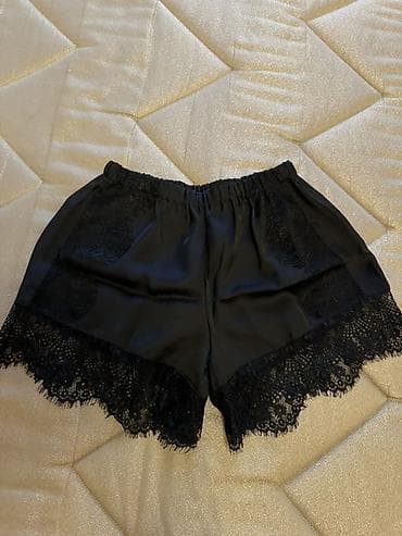 Личные вещи: Женские шорты из атласной ткани с кружевной отделкой - Цвет: черный - — 1