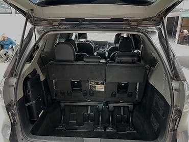 сиенна sienna: Toyota Sienna: 2019 г., Автомат, Бензин, Минивэн — 8