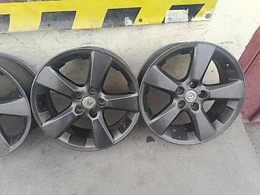 клапан мот: Литые Диски R 18 Lexus, Комплект, отверстий - 5 — 2