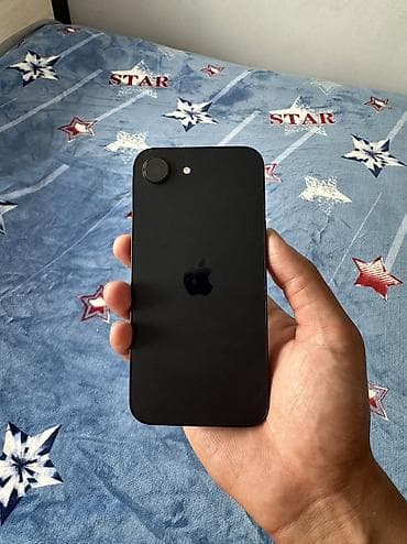 ipod 5: IPhone 16e, Новый, 128 ГБ, Черный, Зарядное устройство, Защитное стекло, Чехол, 100 % — 1