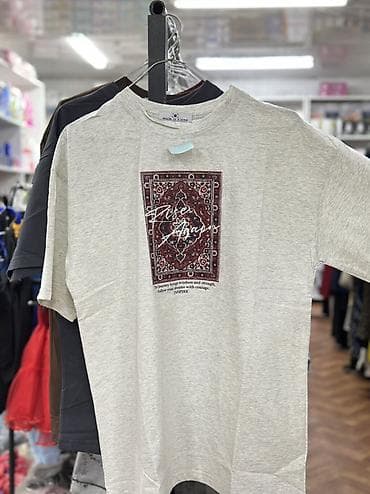 роналду футболка: Футболки базовые с минималистичными принтами/логотипами. - Крой — 9