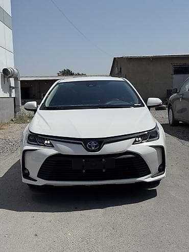 пикап toyota: Toyota Corolla: 2022 г., 1.8 л, Вариатор, Гибрид, Седан — 3