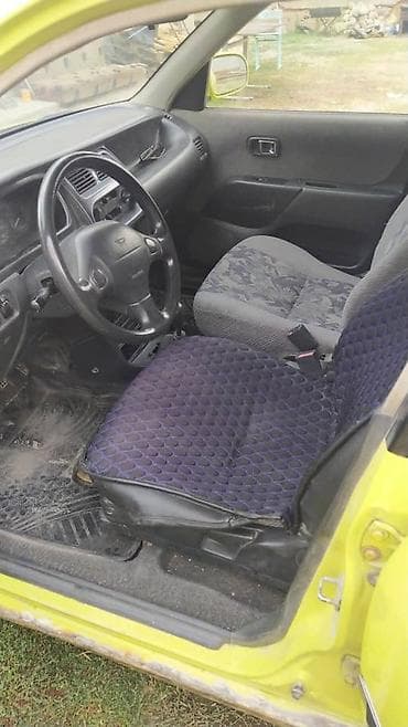 кирг щелк: Daihatsu Storia: 1999 г., Хэтчбэк — 7