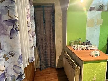 Эмерек: Продаётся 2-комнатная квартира в городе Кара - Балта в квартале — 3