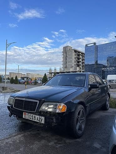 Транспорт: Mercedes-Benz C-Class: 1994 г., 2.2 л, Кол менен иштөөчү, Бензин, Седан — 5