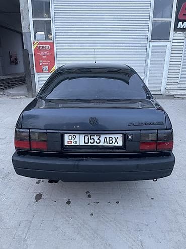 бир: Volkswagen Passat: 1992 г., 1.8 л, Кол менен иштөөчү, Бензин, Седан — 9