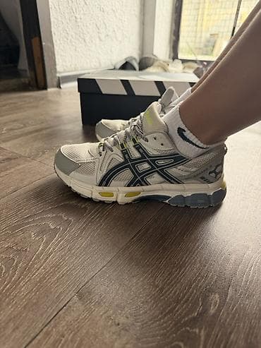 nike react: Кроссовки Asics для бега/повседневной носки. Купили в Питере. На 38 — 1