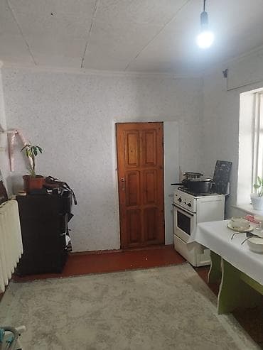 Продажа квартир: 3 комнаты, 50 м² — 1