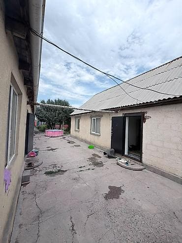 106: Продаётся дом в районе Ак-Босого. Параметры: • Общая площадь дома — 10