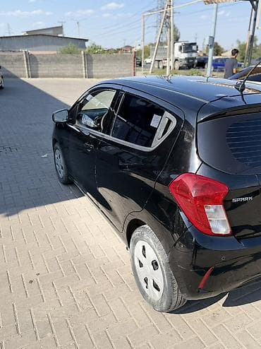 Chevrolet Spark: 2021 г., 1 л, Автомат, Бензин, Хэтчбэк — 7